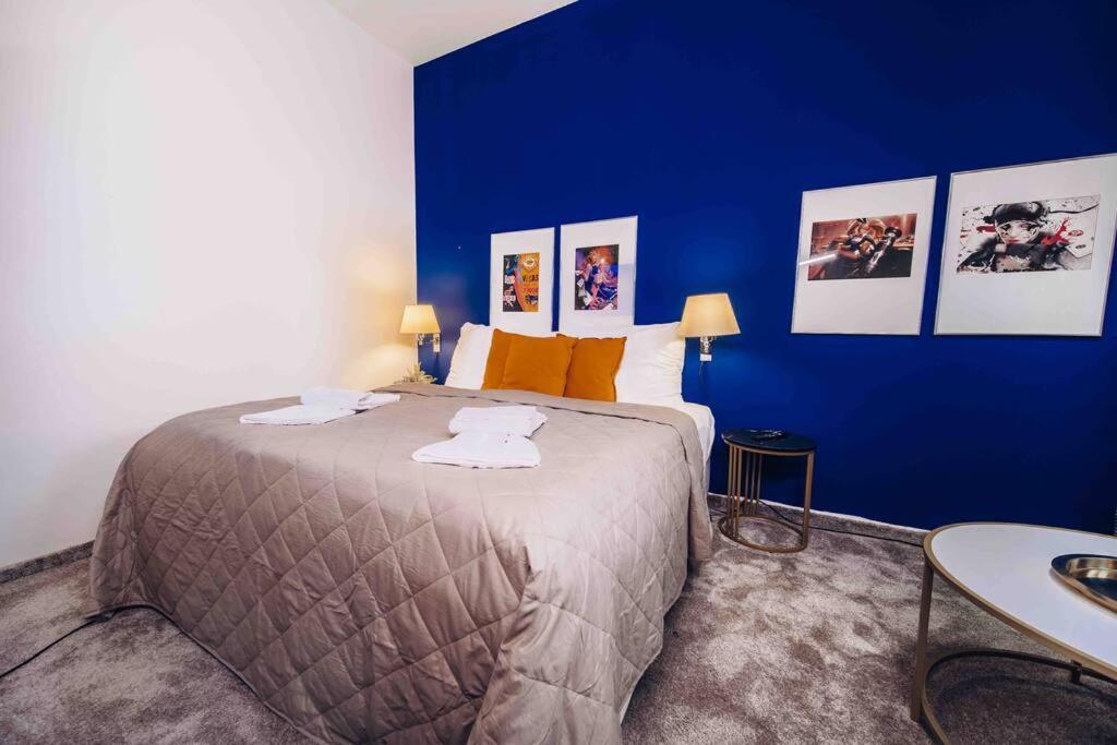 Unique Apartment With Private Pool, Cinema, Spa Praga Exterior foto